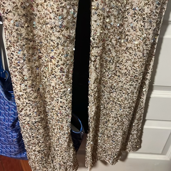 NWT MacDuggal sequin jumpsuit! Size 6 - Picture 6 of 9